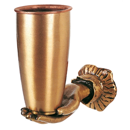 Immagine di Vaso portafiori con una mano - Caritas - Bronzo (cera persa)